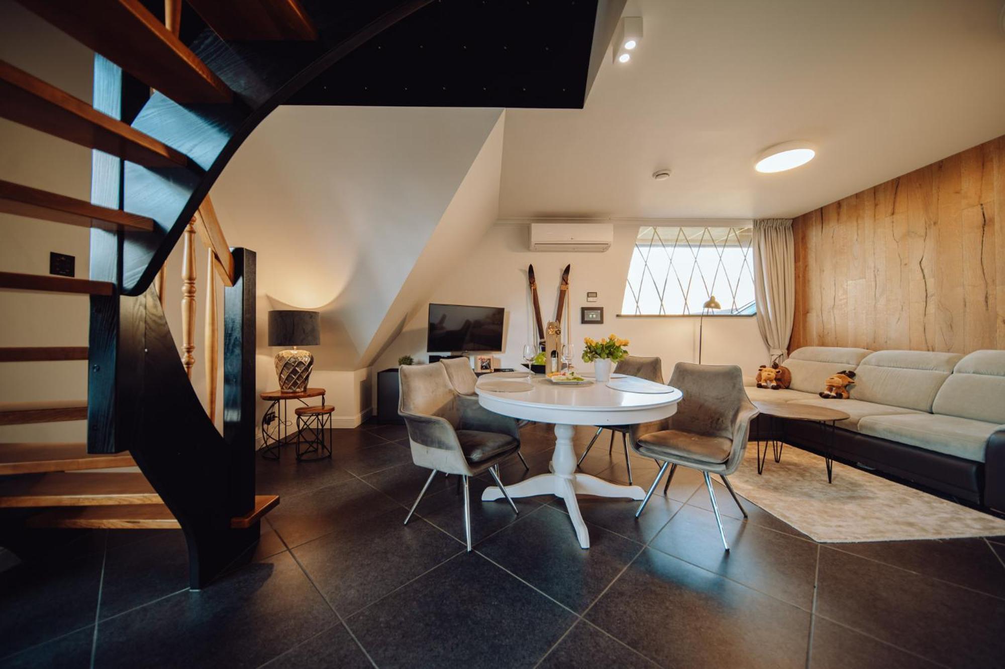 Norweska Dolina Family&Pet-Friendly Resort Szklarska Poreba Ngoại thất bức ảnh Interior of a typical apartment